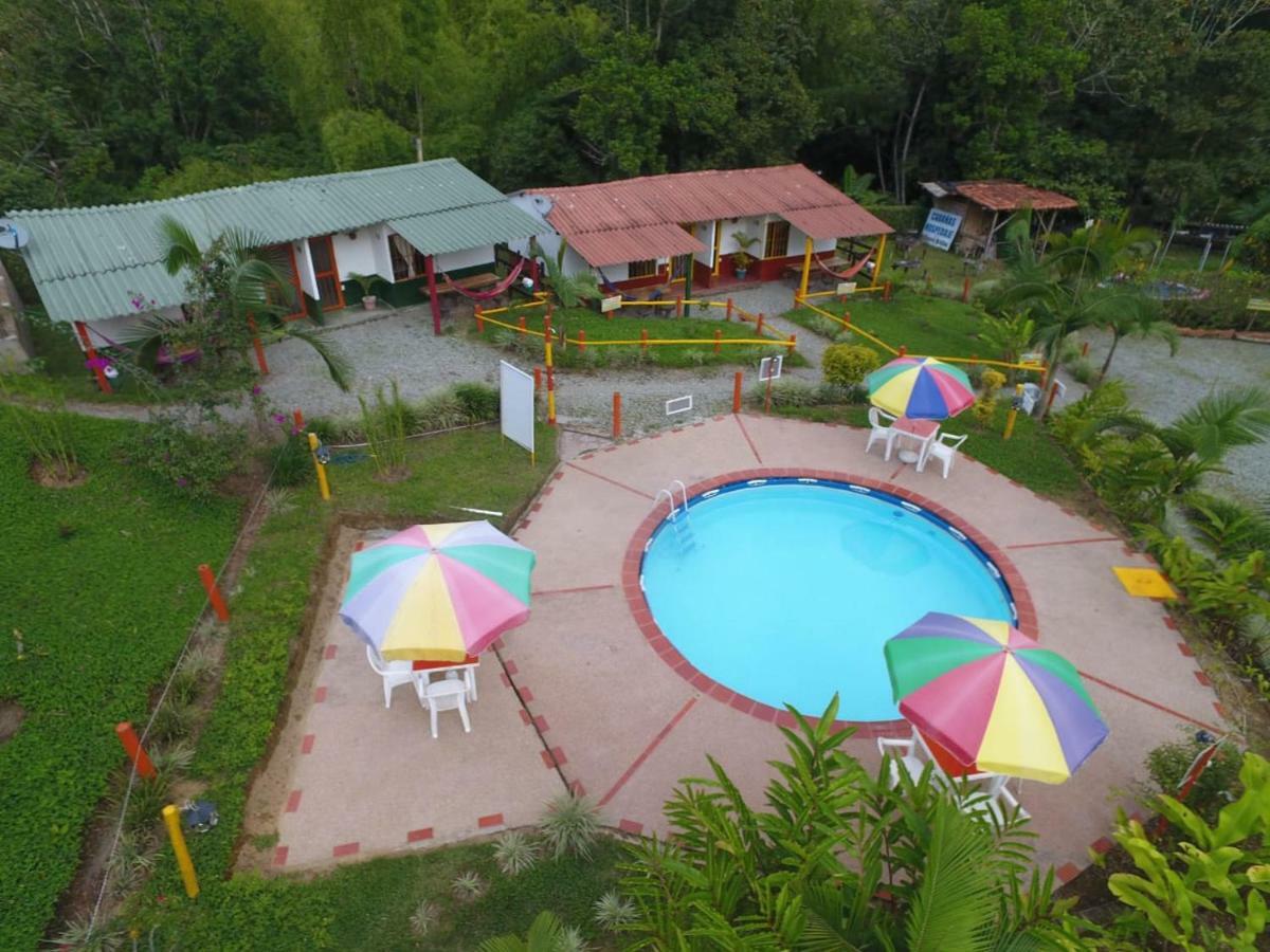 Casa Campestre Terrazas Del Palmar Hotel Монтенегро Екстериор снимка